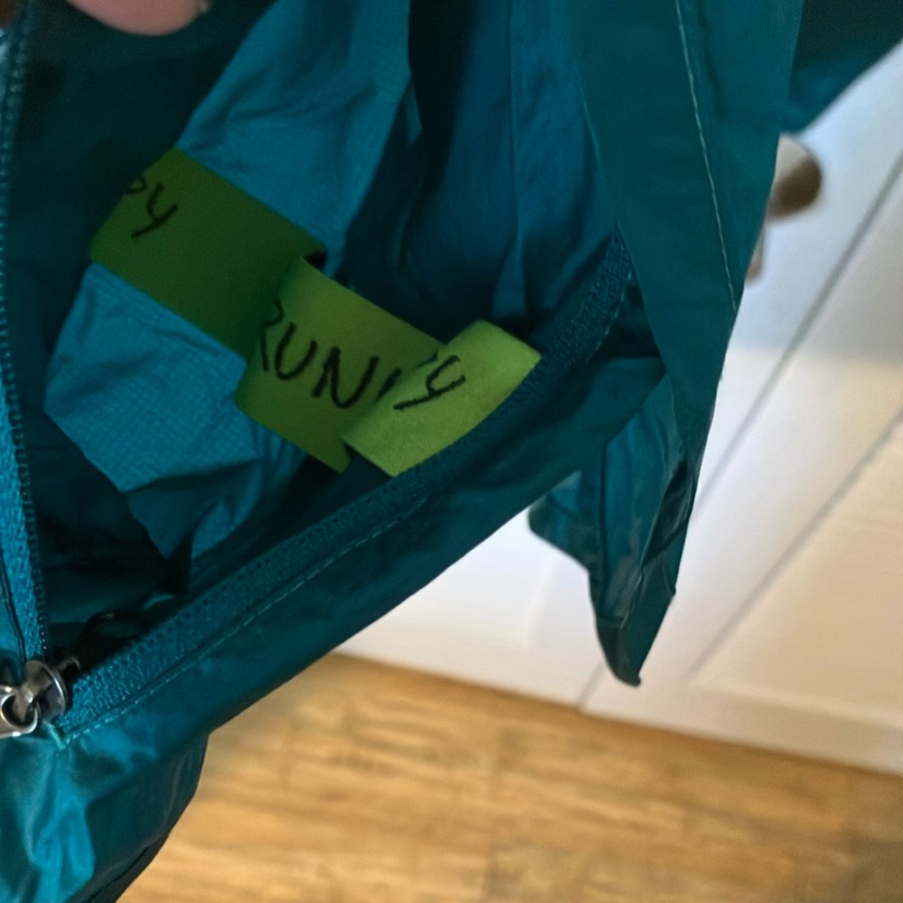Brooks Green Windbreaker Jacket - Picture 10 of 11